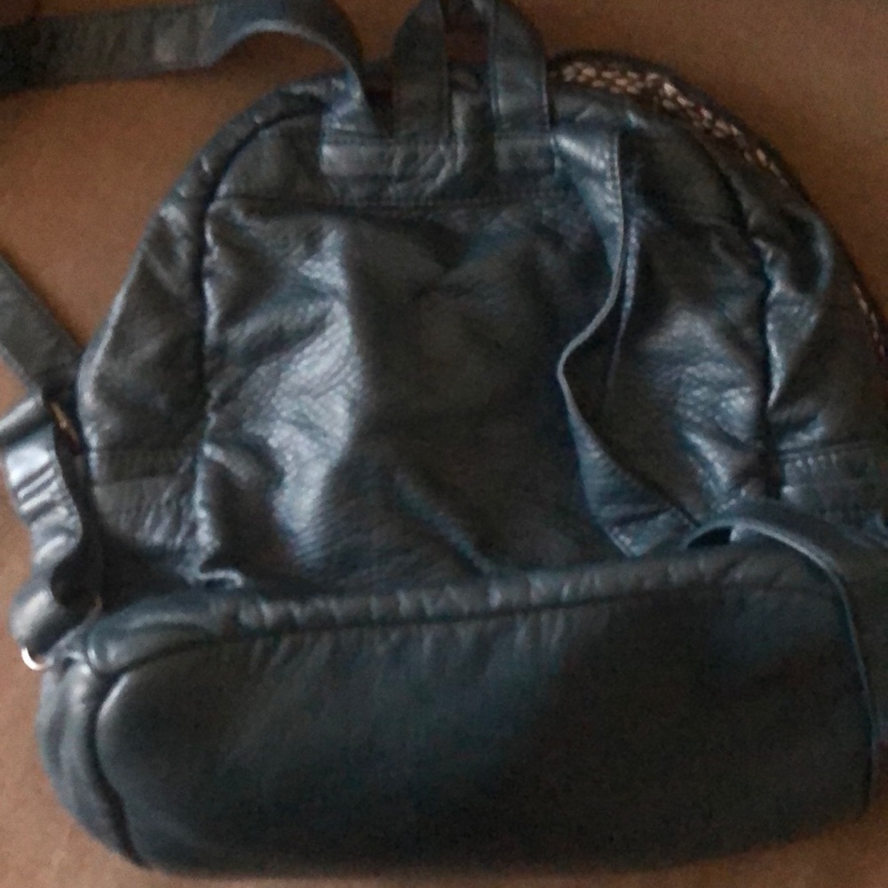 LD backpack - Picture 4 of 4